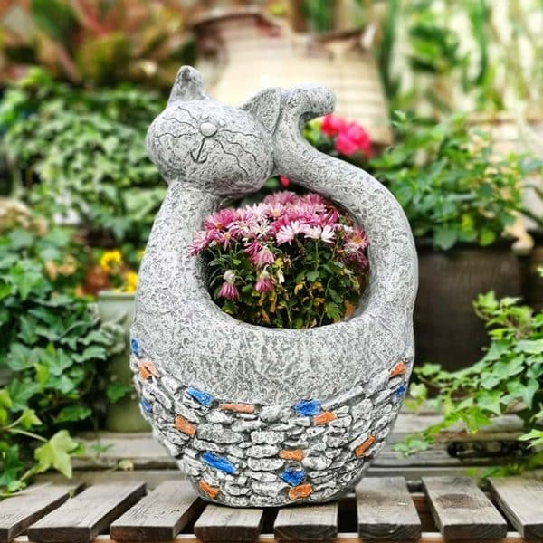 Creative Concrete Cat Statue Planter for Garden Ornaments-3