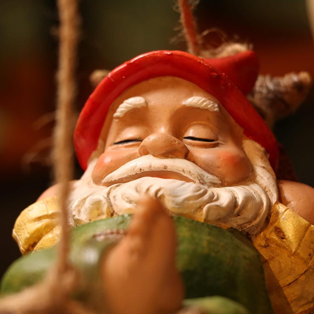 Hanging Sleeping Gnome for Garden Decor-1