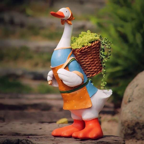 Outdoor Duck Gardener Statues 2 pcs of Set-1